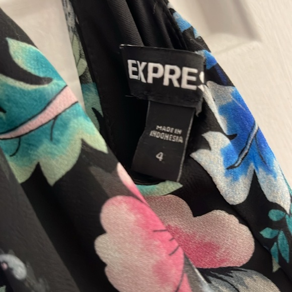 Express Formal Maxi Dress - Picture 6 of 6